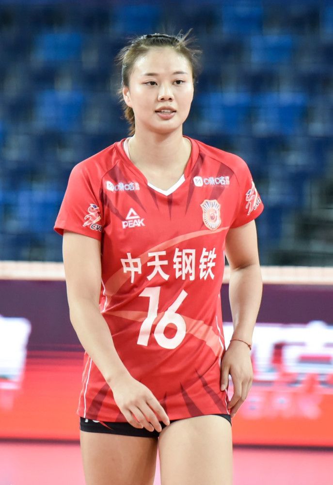 雷火电竞充值-关于瑞士女排队员勇夺冠军，笑逐颜开的信息