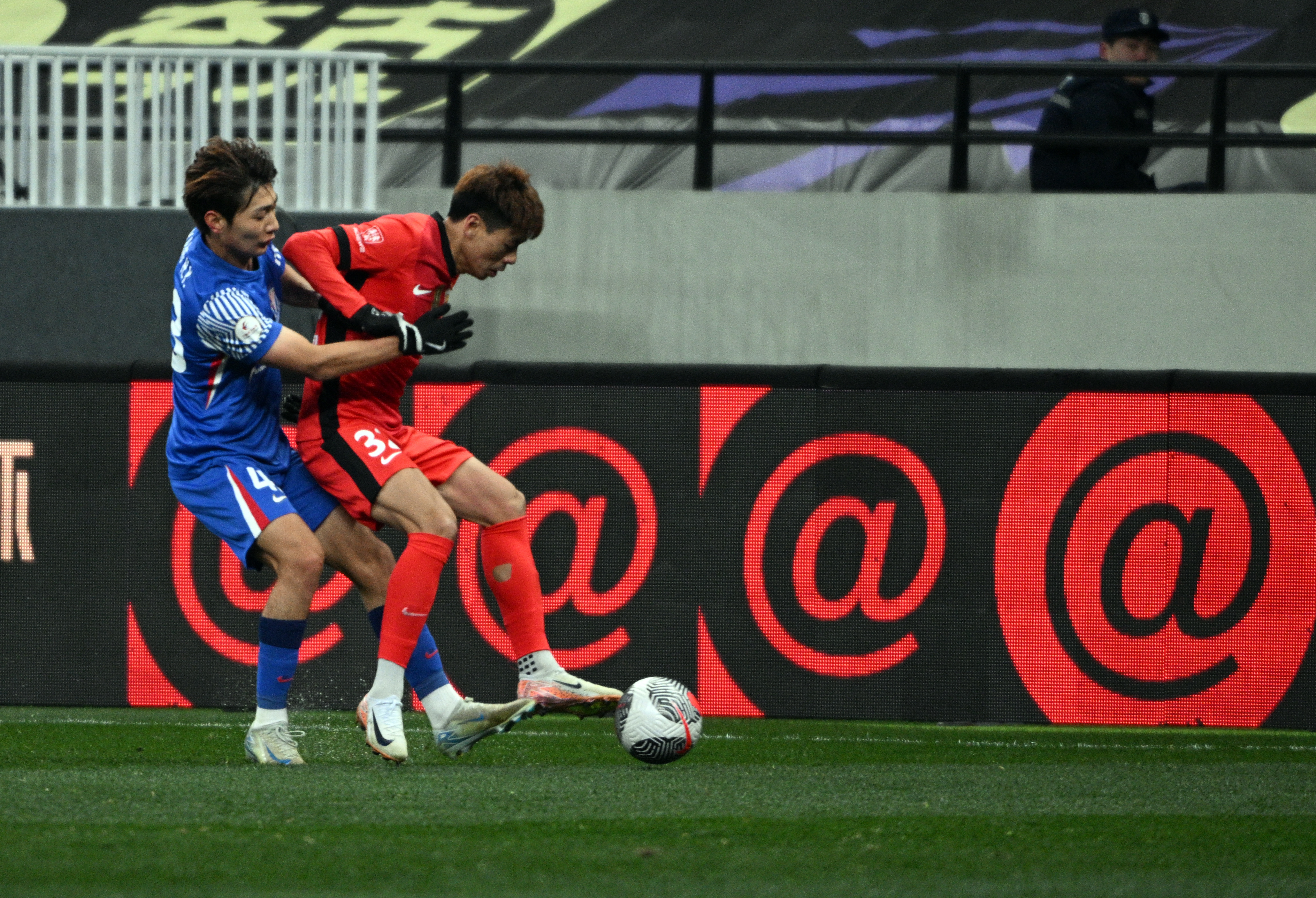 雷火电竞主播-球星爆发！田径赛场再现神级操作的简单介绍