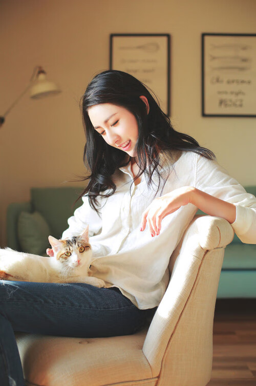 雷火电竞-隔空对望，当公牛铁血防守的影，映在约基奇关键先生的墙上